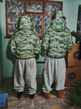 Load image into Gallery viewer, Reflective Star Camo Puffer Jacket
